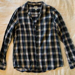LL Bean Slightly Fitted Women’s Plaid Button-Up Shirt